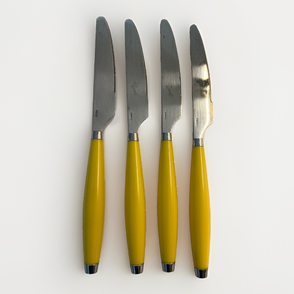 Fiesta Sunflower Yellow Flatware Set of 4 Dinner Knives Stainless Steel